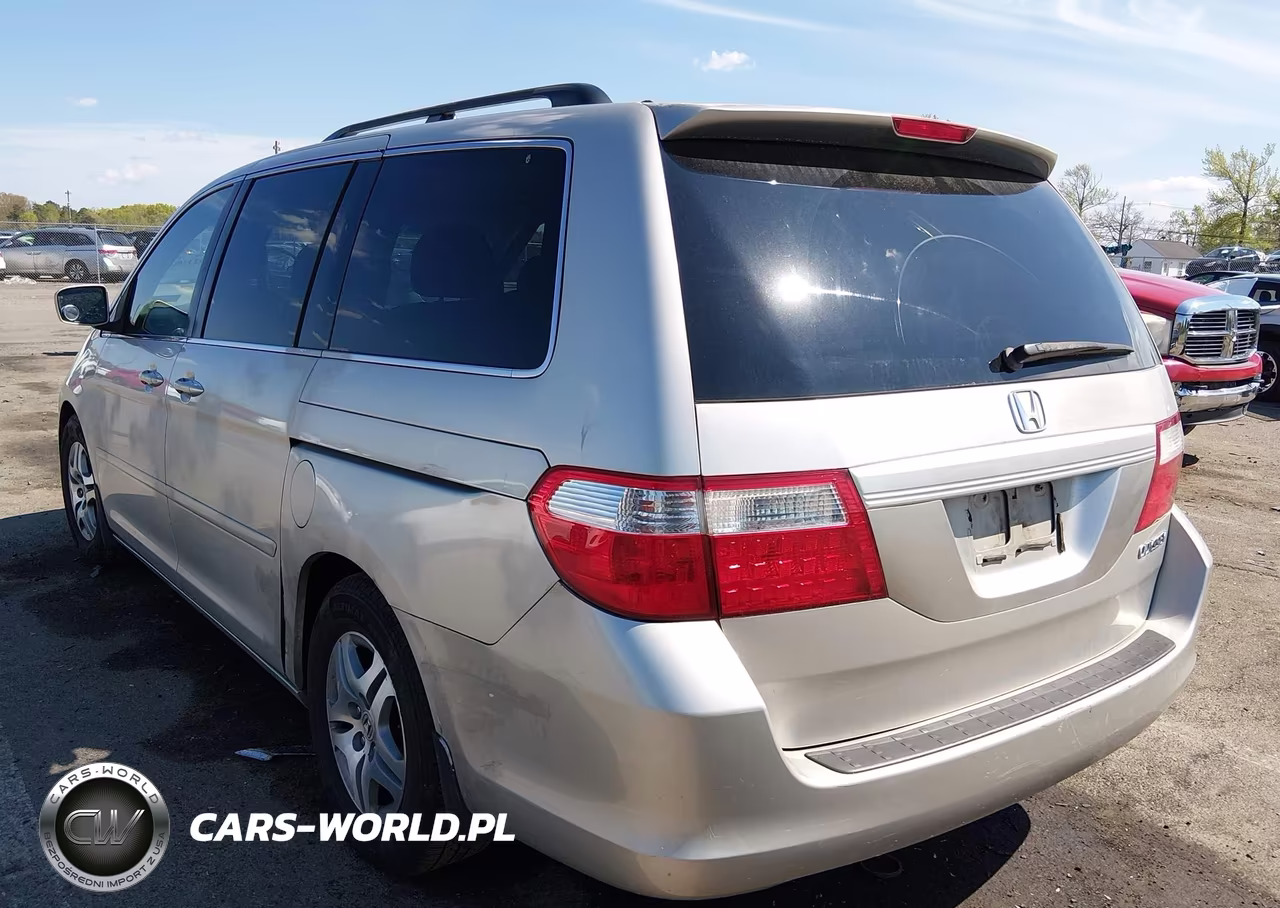 2005 Honda Odyssey Ex VIN:5FNRL38405B413696 - 3