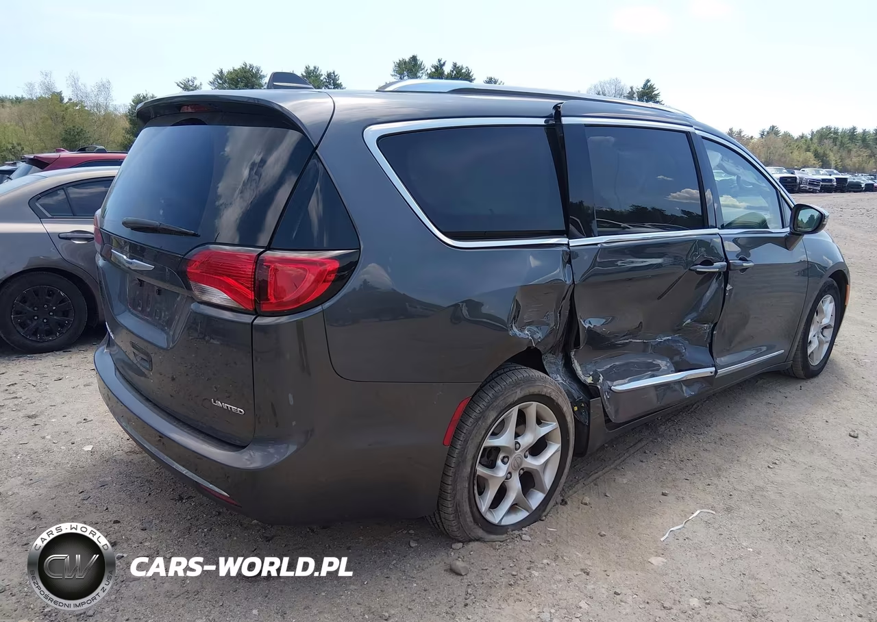 2020 Chrysler Pacifica Limited VIN:2C4RC1GGXLR278616 - 4
