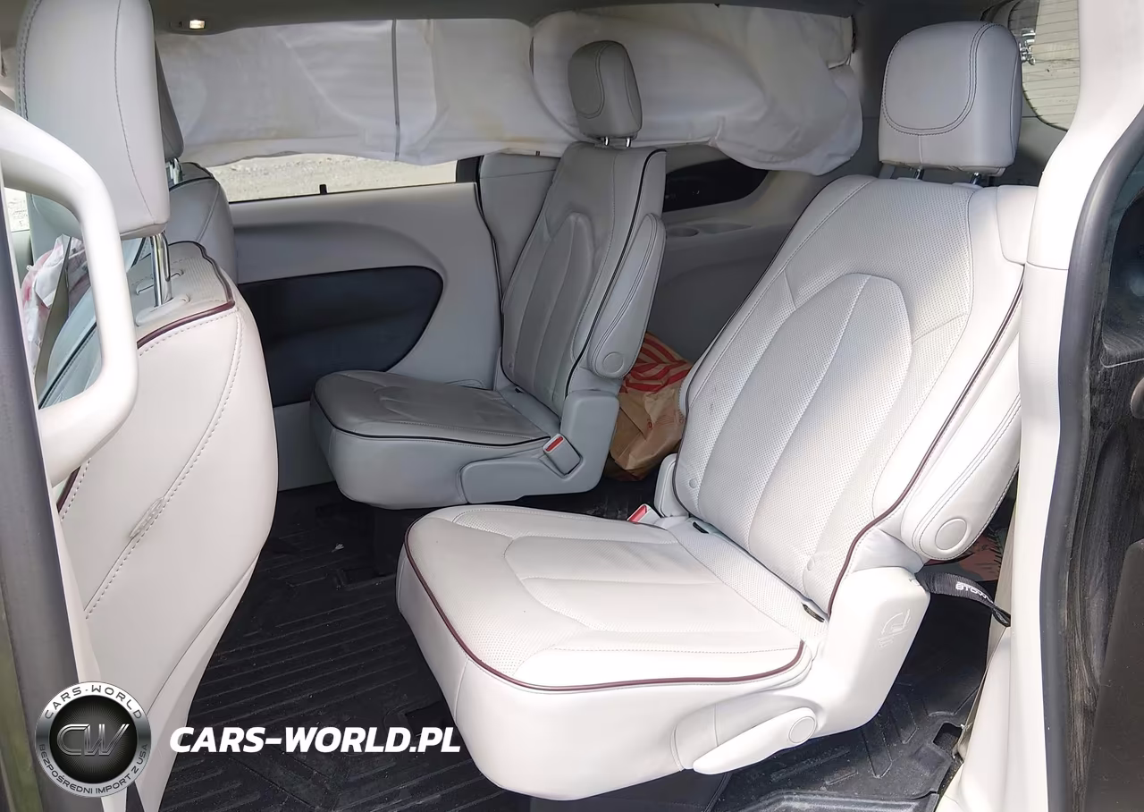 2020 Chrysler Pacifica Limited VIN:2C4RC1GGXLR278616 - 8