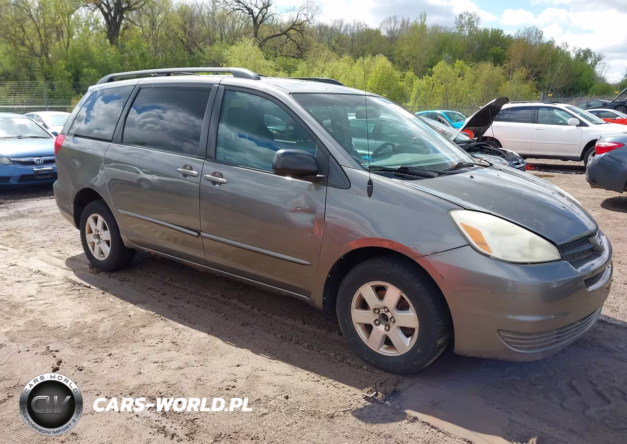 2004 Toyota Sienna Le