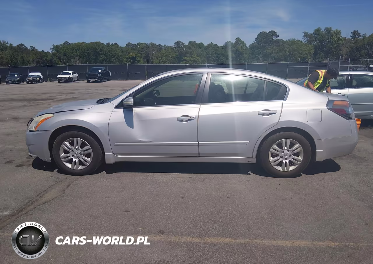 2011 Nissan Altima 2.5 S VIN:1N4AL2AP8BN419096 - 14