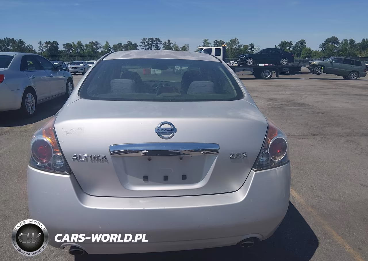 2011 Nissan Altima 2.5 S VIN:1N4AL2AP8BN419096 - 16