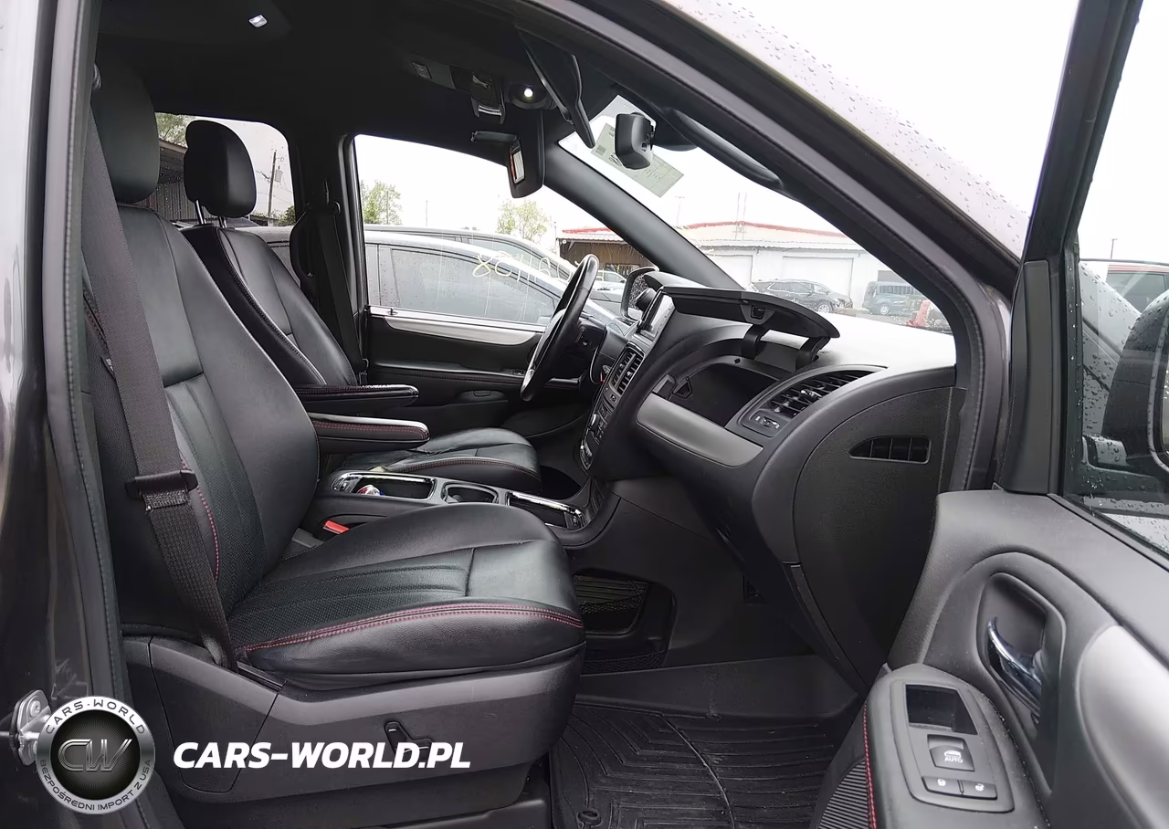 2018 Dodge Grand Caravan Gt VIN:2C4RDGEG8JR284429 - 5