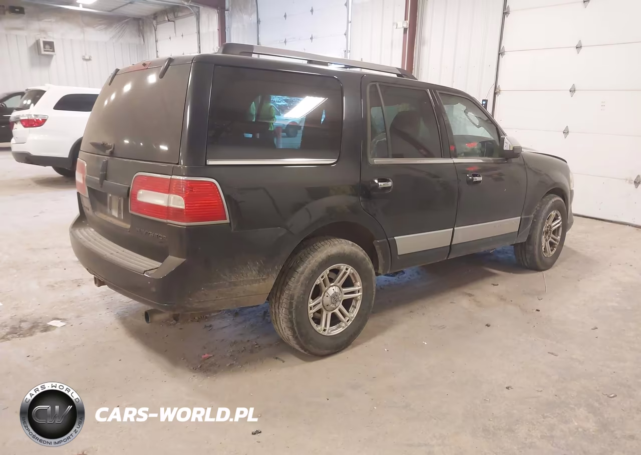 2010 Lincoln Navigator VIN:5LMJJ2J58AEJ05406 - 4