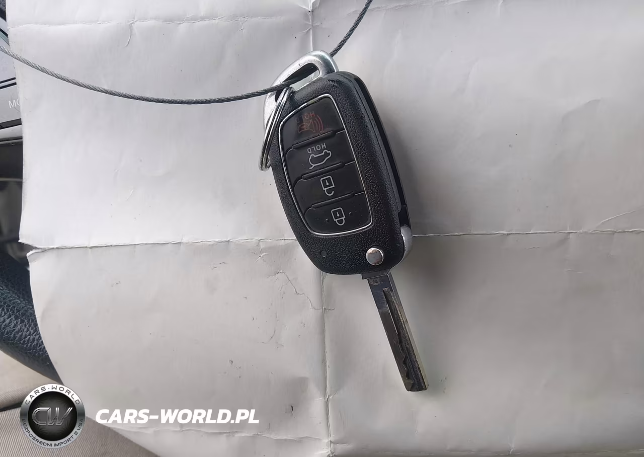 2017 Hyundai Santa Fe Se VIN:KM8SM4HF4HU183819 - 11
