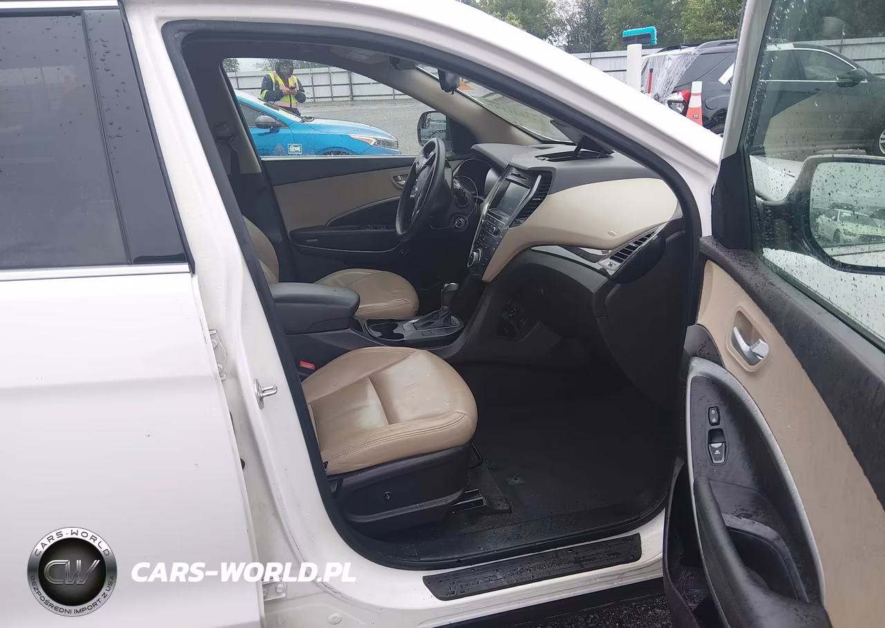 2017 Hyundai Santa Fe Se VIN:KM8SM4HF4HU183819 - 5