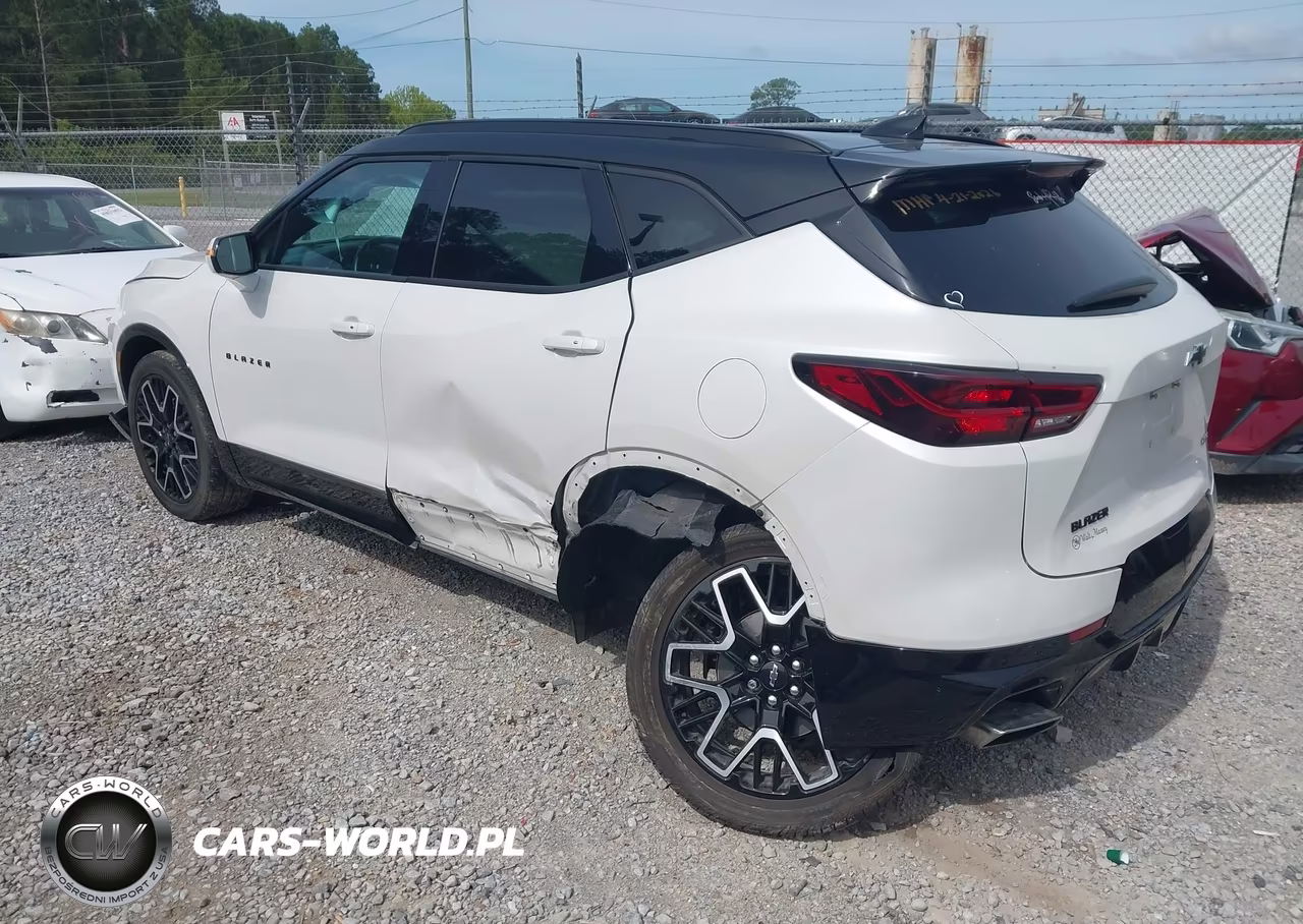 2023 Chevrolet Blazer Fwd Rs VIN:3GNKBERS4PS155777 - 3