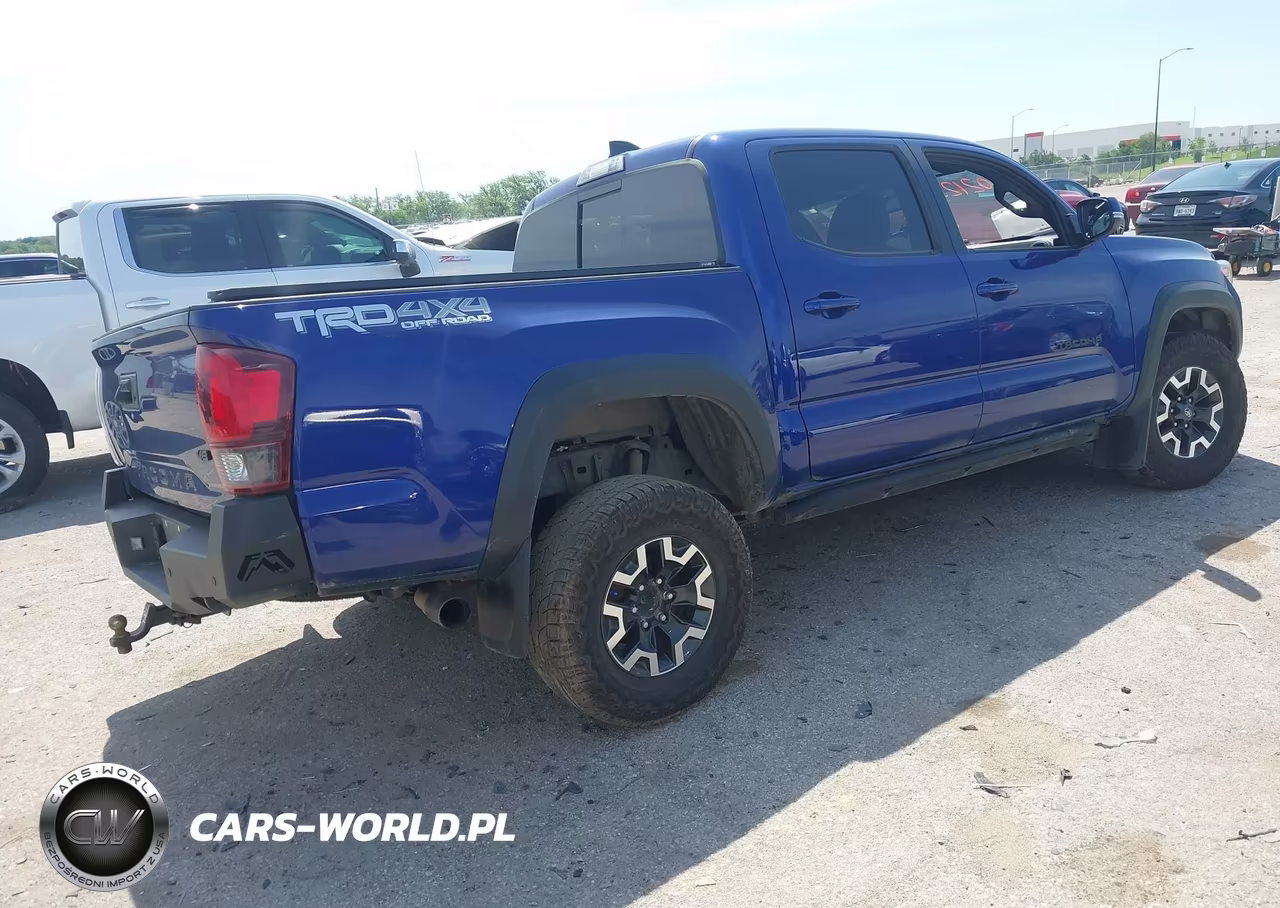 2022 Toyota Tacoma Trd Off Road VIN:3TMCZ5AN3NM460719 - 4