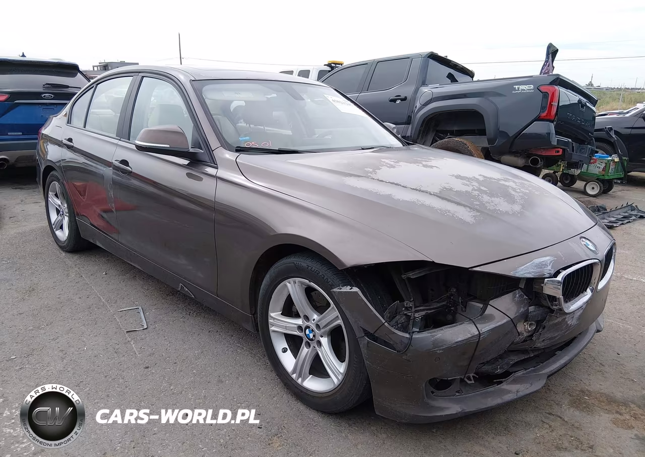 2013 BMW 328I – zdjęcie 1 z 12