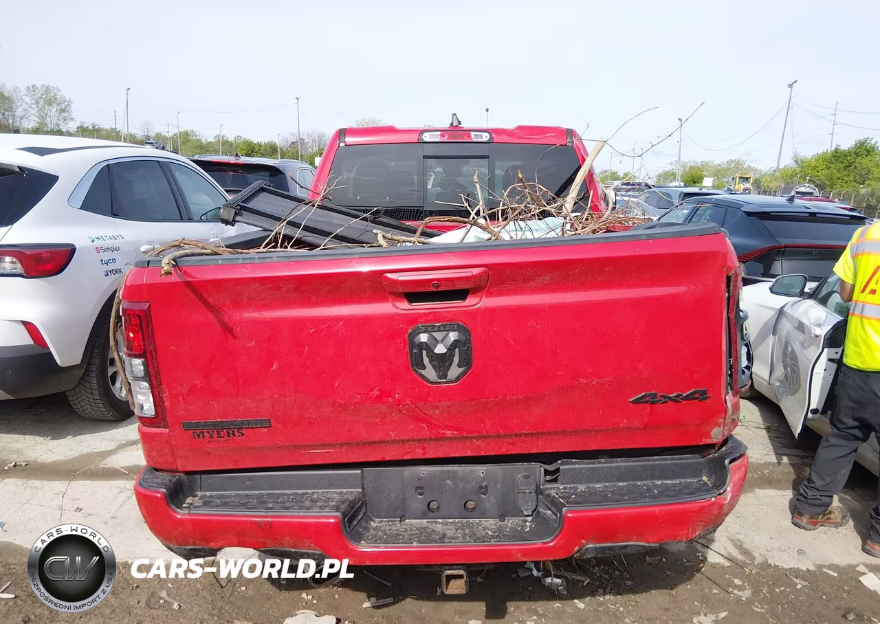 2021 Ram 1500 VIN:1C6SRFBT4MN598893 - 15