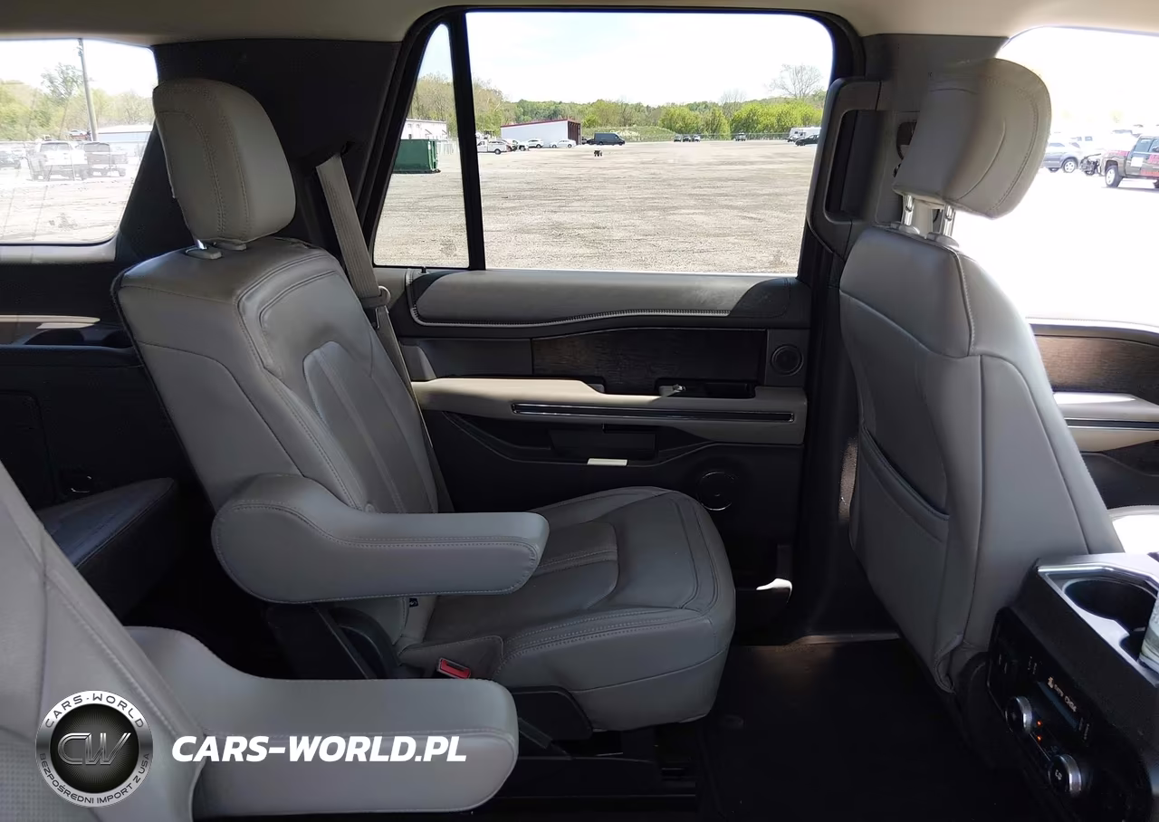 2019 Ford Expedition Limited VIN:1FMJU2AT8KEA28353 - 8