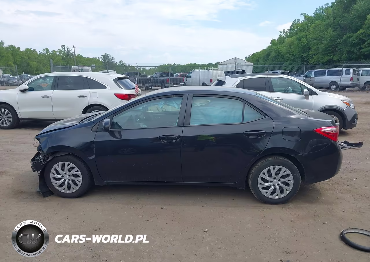2019 Toyota Corolla Le VIN:5YFBURHE4KP939792 - 14