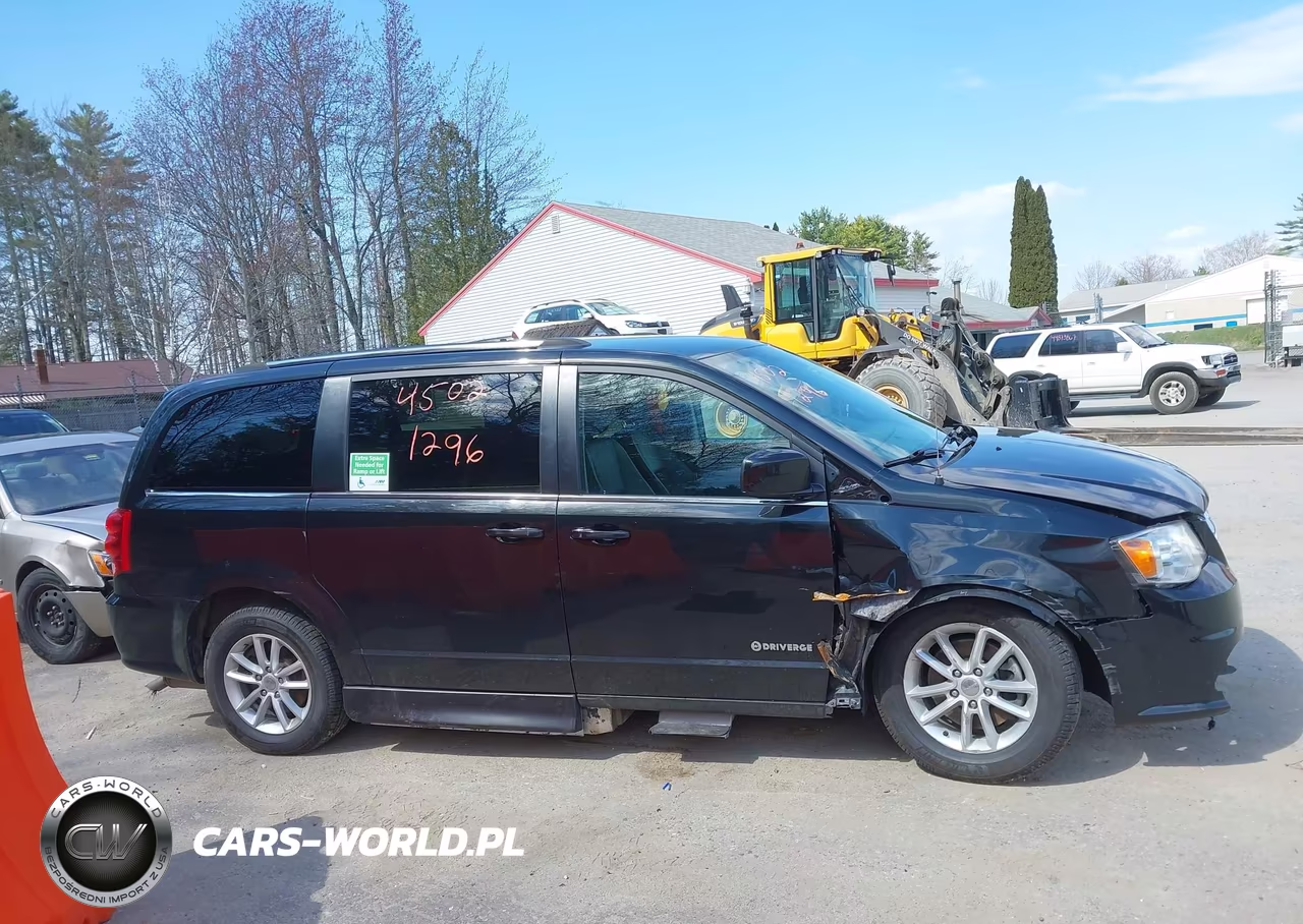 2019 Dodge Grand Caravan Sxt VIN:2C4RDGCG3KR802256 - 13