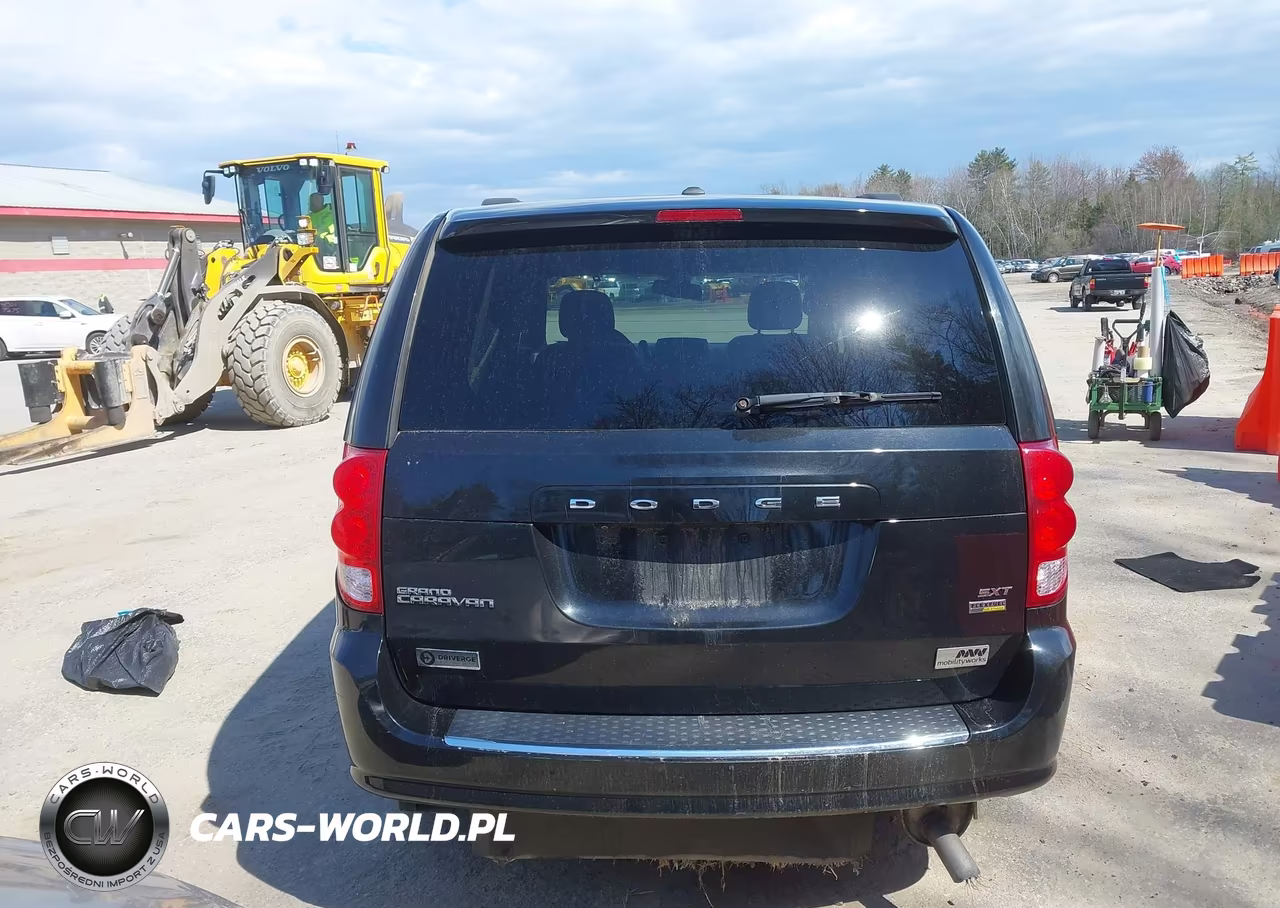 2019 Dodge Grand Caravan Sxt VIN:2C4RDGCG3KR802256 - 16