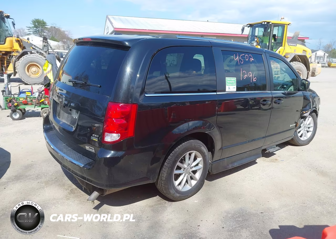 2019 Dodge Grand Caravan Sxt VIN:2C4RDGCG3KR802256 - 4