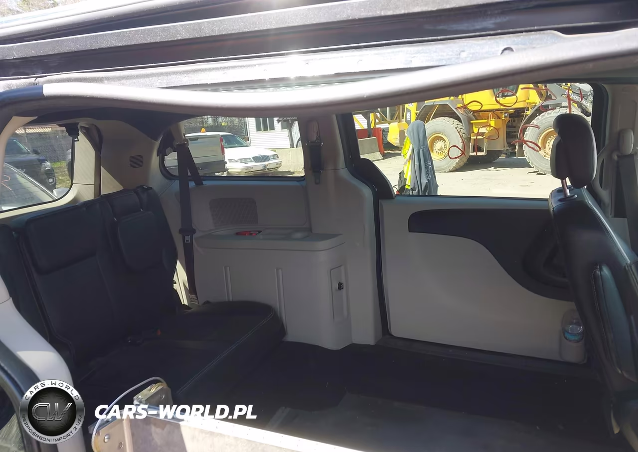 2019 Dodge Grand Caravan Sxt VIN:2C4RDGCG3KR802256 - 8