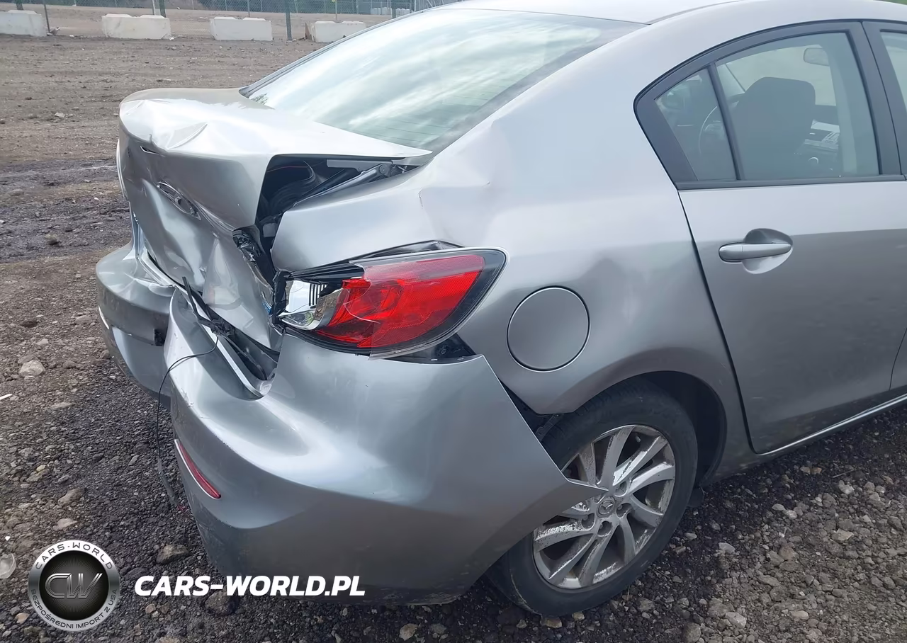 2012 Mazda Mazda3 I Touring VIN:JM1BL1V70C1560319 - 18