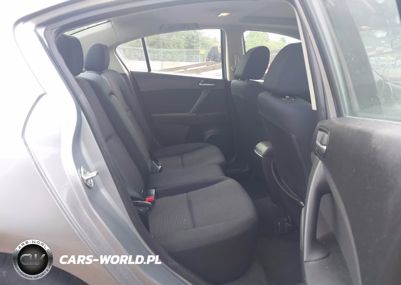 2012 Mazda Mazda3 I Touring VIN:JM1BL1V70C1560319 - 8