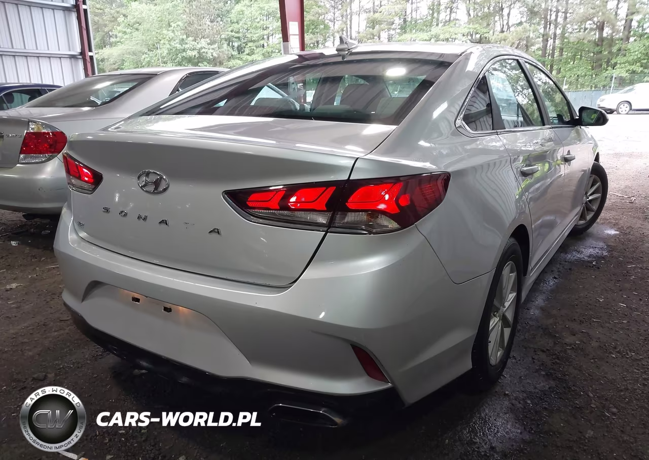 2018 Hyundai Sonata Se VIN:5NPE24AF8JH615264 - 4
