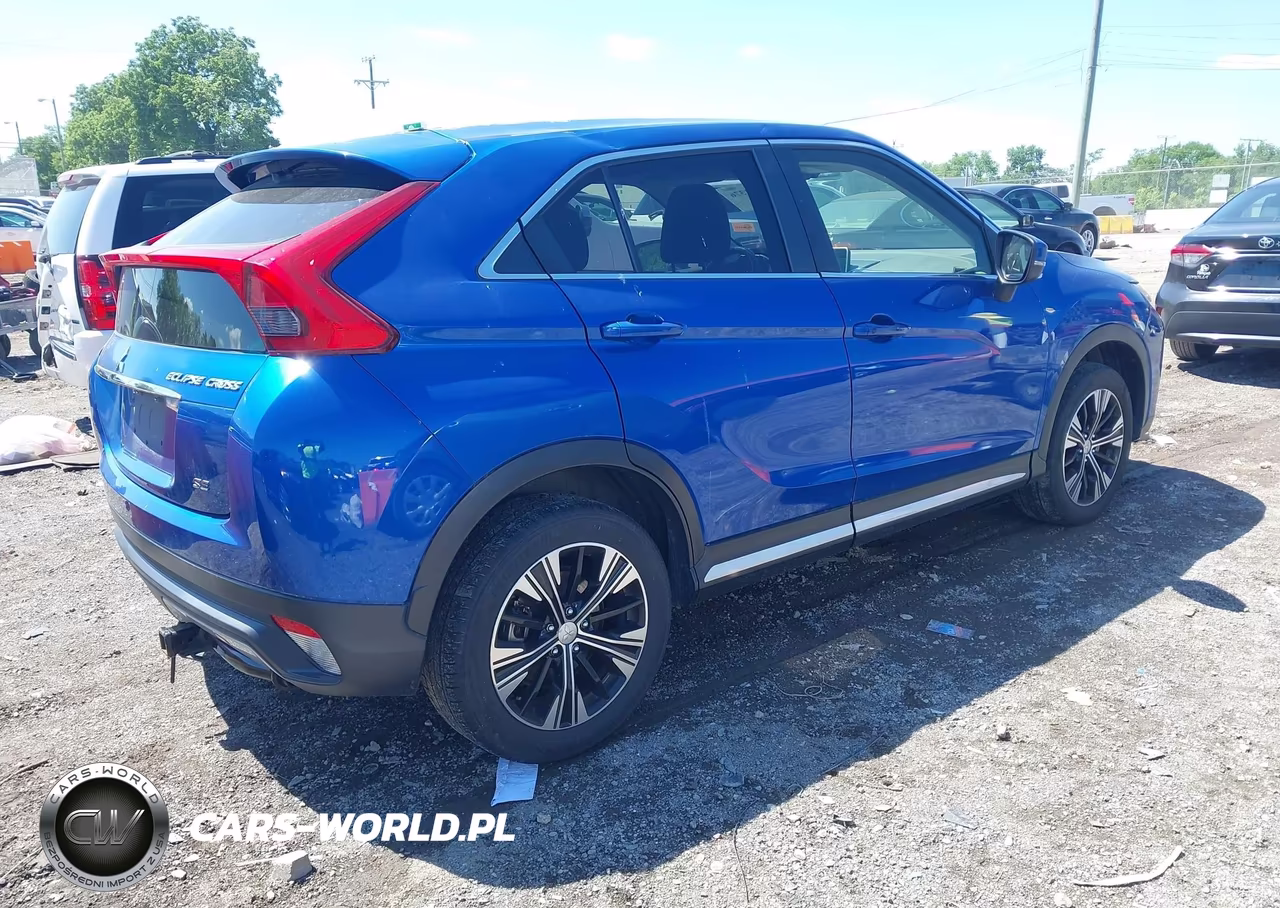 2018 Mitsubishi Eclipse Cross Se VIN:JA4AT5AA6JZ040946 - 4