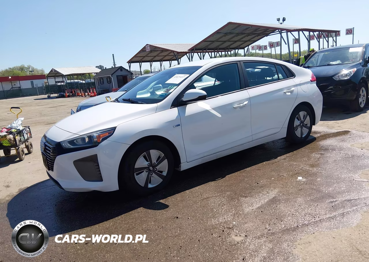 2018 Hyundai Ioniq Hybrid Blue VIN:KMHC65LC4JU082688 - 2
