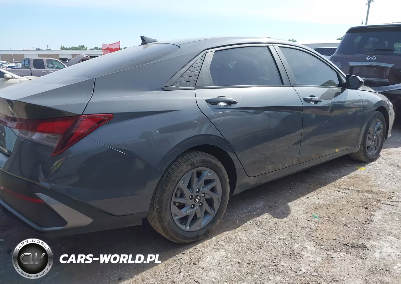 2024 Hyundai Elantra Sel VIN:KMHLM4DG2RU789706 - 13