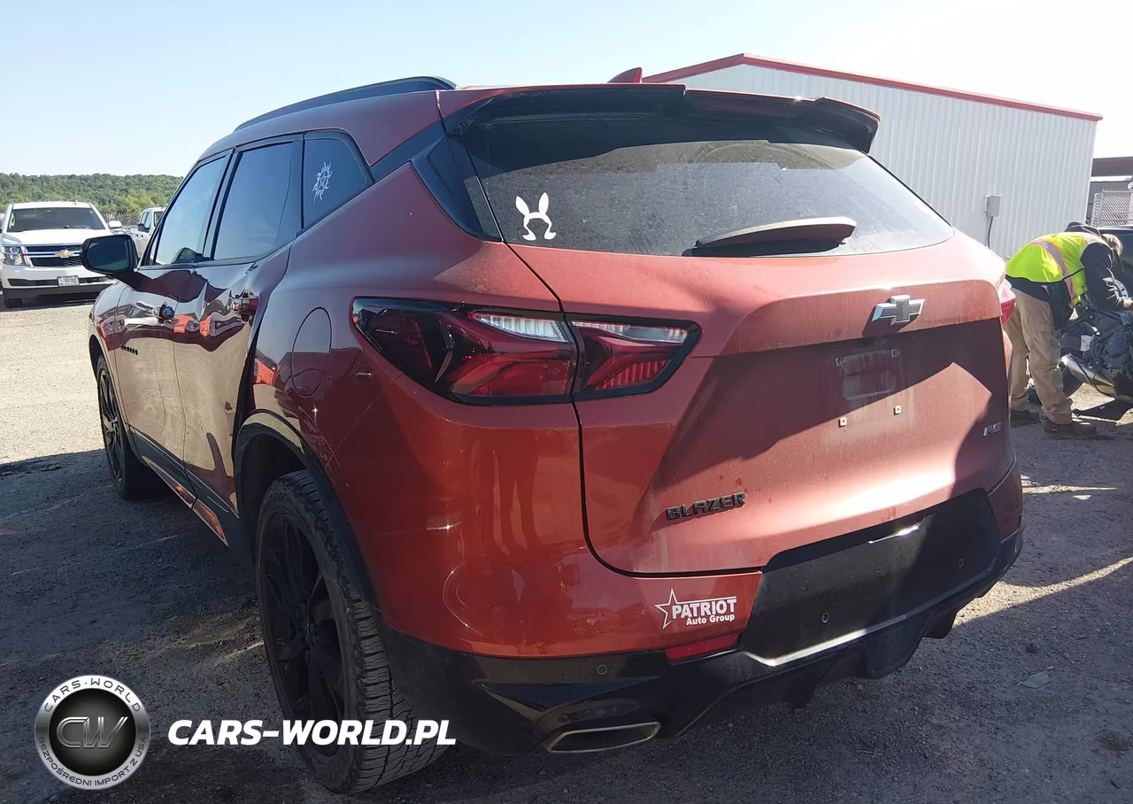 2021 Chevrolet Blazer Fwd Rs VIN:3GNKBERS8MS586103 - 3