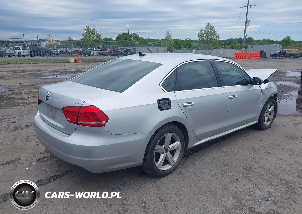 2013 Volkswagen Passat 2.5L Se VIN:1VWBH7A3XDC008384 - 4