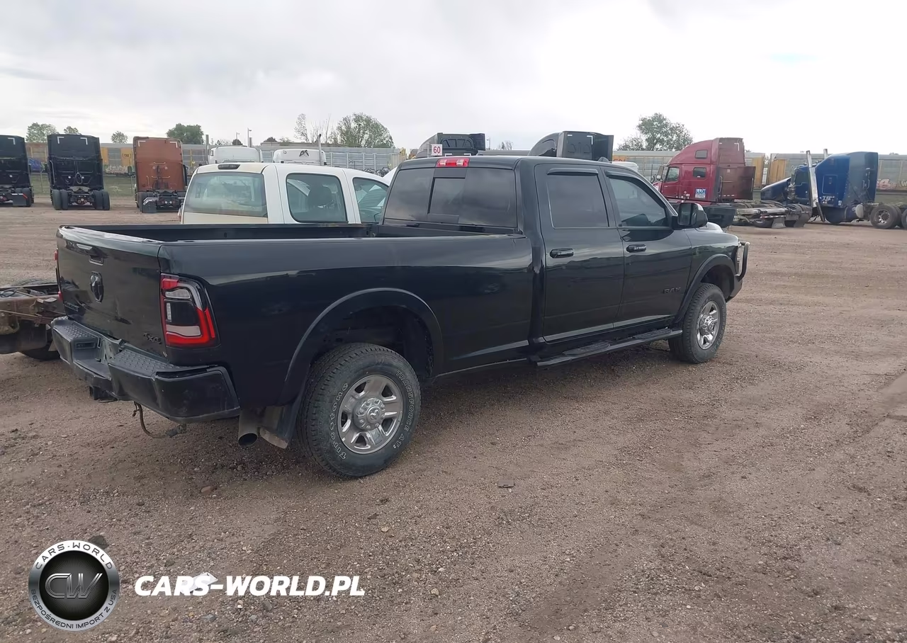 2019 Ram 2500 Laramie 4X4 8' Box VIN:3C6UR5KL6KG624550 - 4