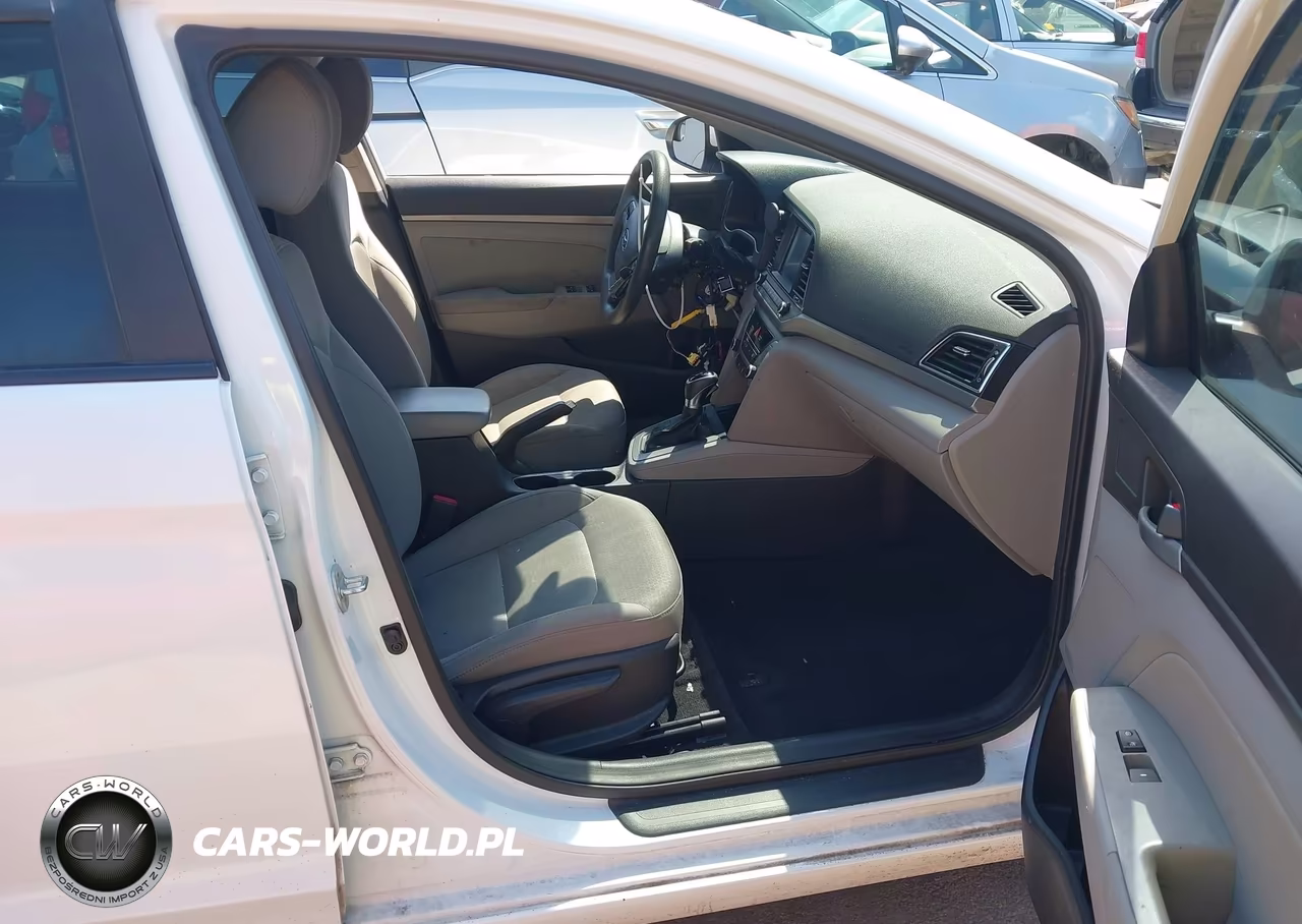 2017 Hyundai Elantra Se VIN:5NPD84LF6HH115461 - 5