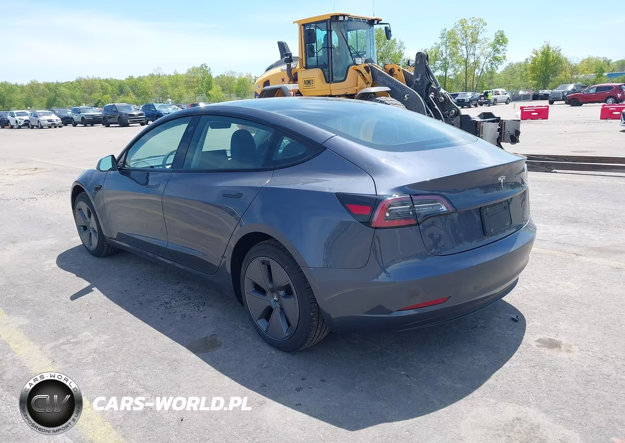 2023 Tesla Model 3 Rear-Wheel Drive VIN:5YJ3E1EA4PF489553 - 3
