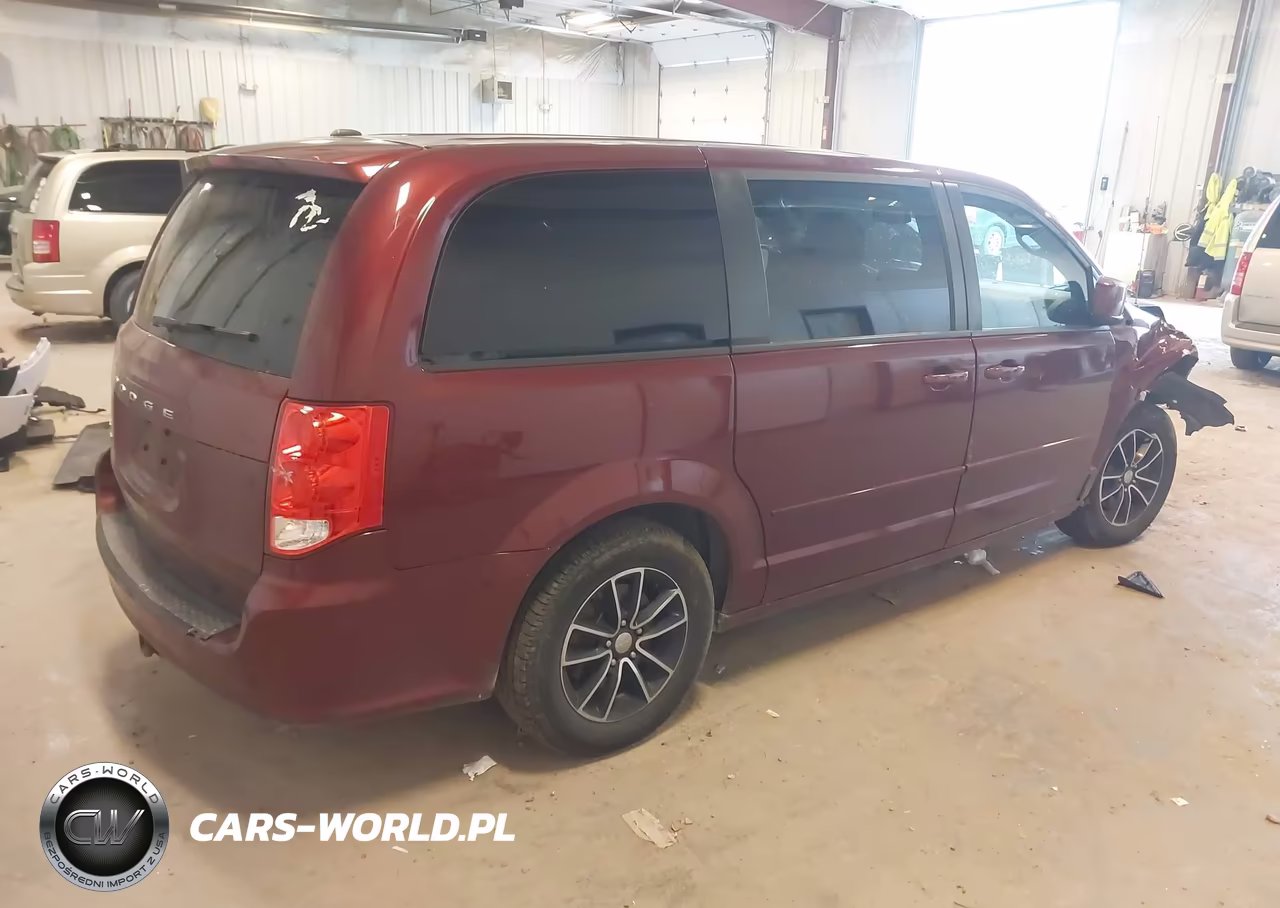 2017 Dodge Grand Caravan Se Plus VIN:2C4RDGBG4HR655701 - 4