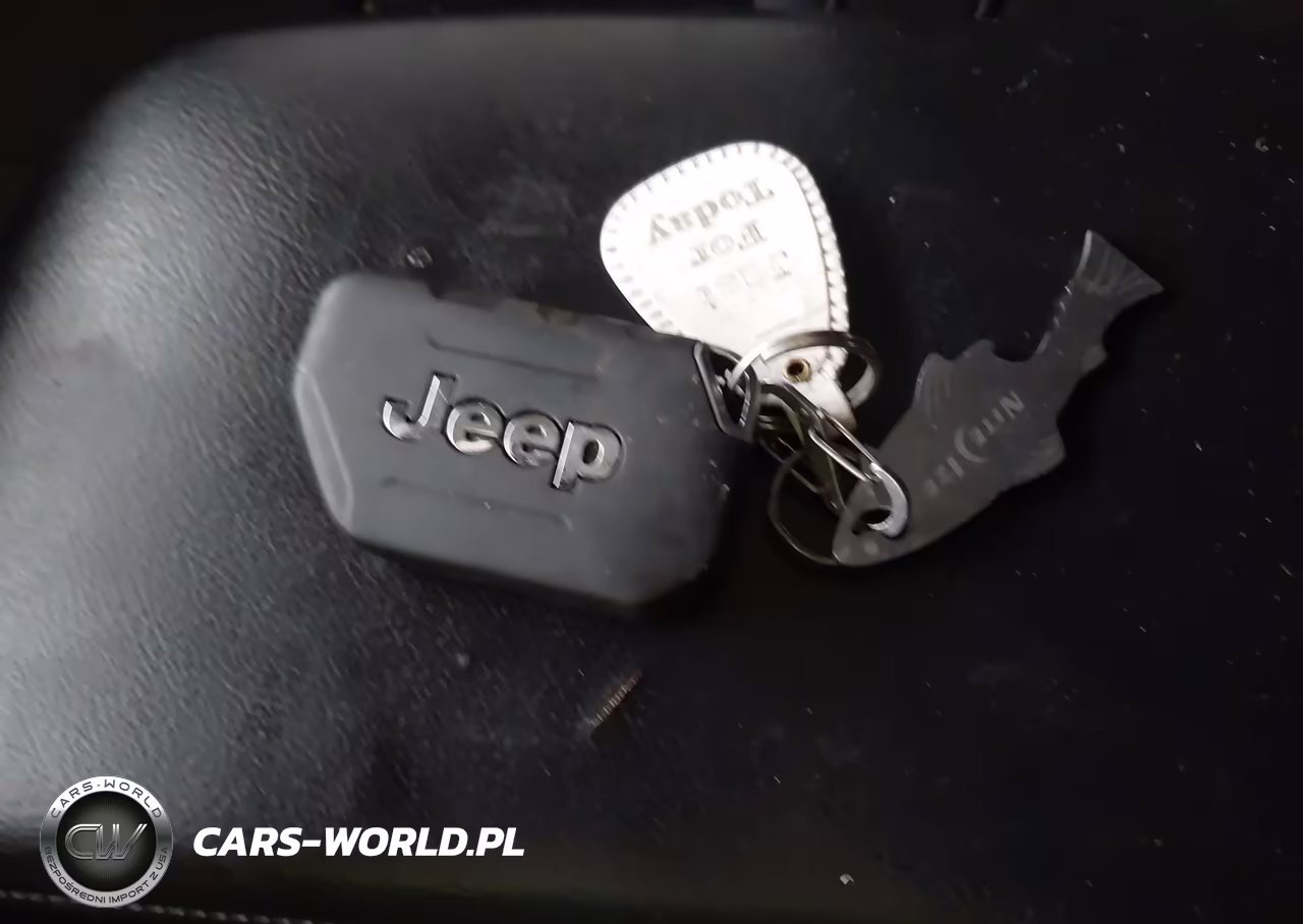 2018 Jeep Wrangler Sport 4X4 VIN:1C4GJXAN5JW264814 - 11