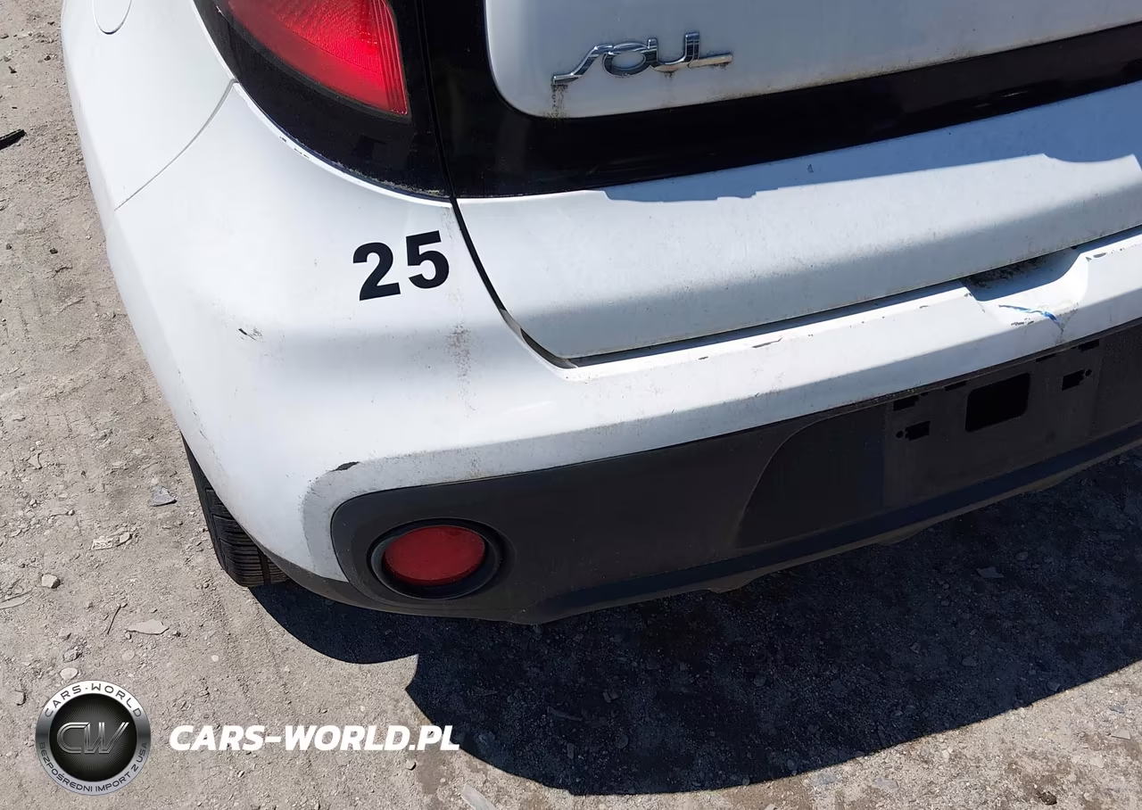 2018 Kia Soul VIN:KNDJN2A24J7601258 - 13