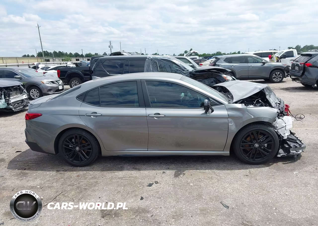 2026 Toyota Camry Se VIN:4T1DAACK9TU283184 - 14
