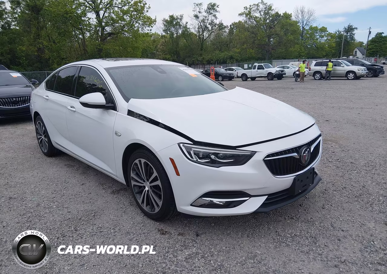 2018 Buick Regal Sportback Essence – zdjęcie 1 z 18