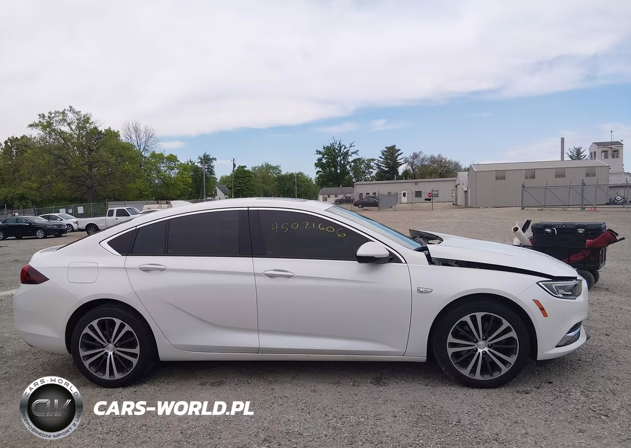 2018 Buick Regal Sportback Essence VIN:W04GR6SX8J1081871 - 13