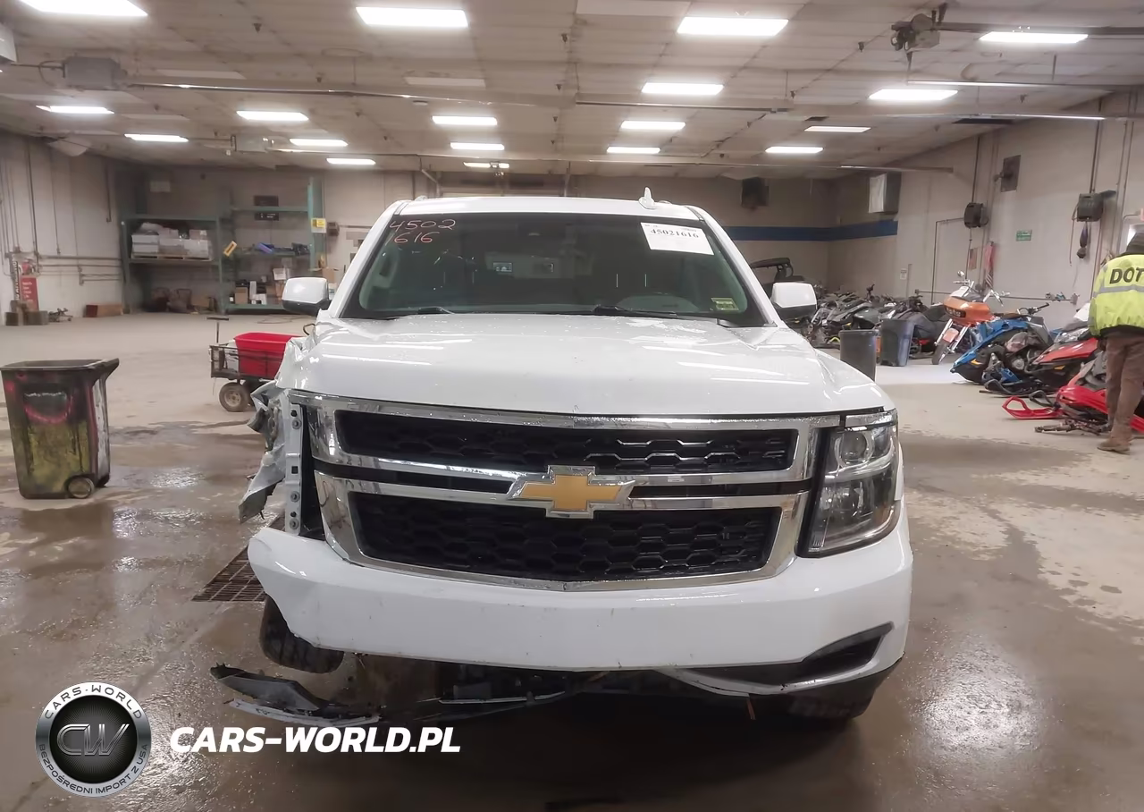 2019 Chevrolet Suburban Lt VIN:1GNSKHKC8KR335926 - 12