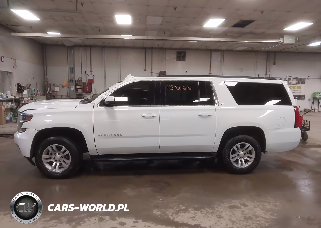 2019 Chevrolet Suburban Lt VIN:1GNSKHKC8KR335926 - 14