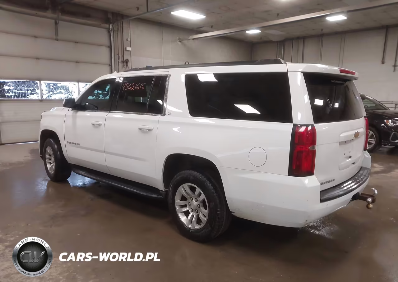 2019 Chevrolet Suburban Lt VIN:1GNSKHKC8KR335926 - 3