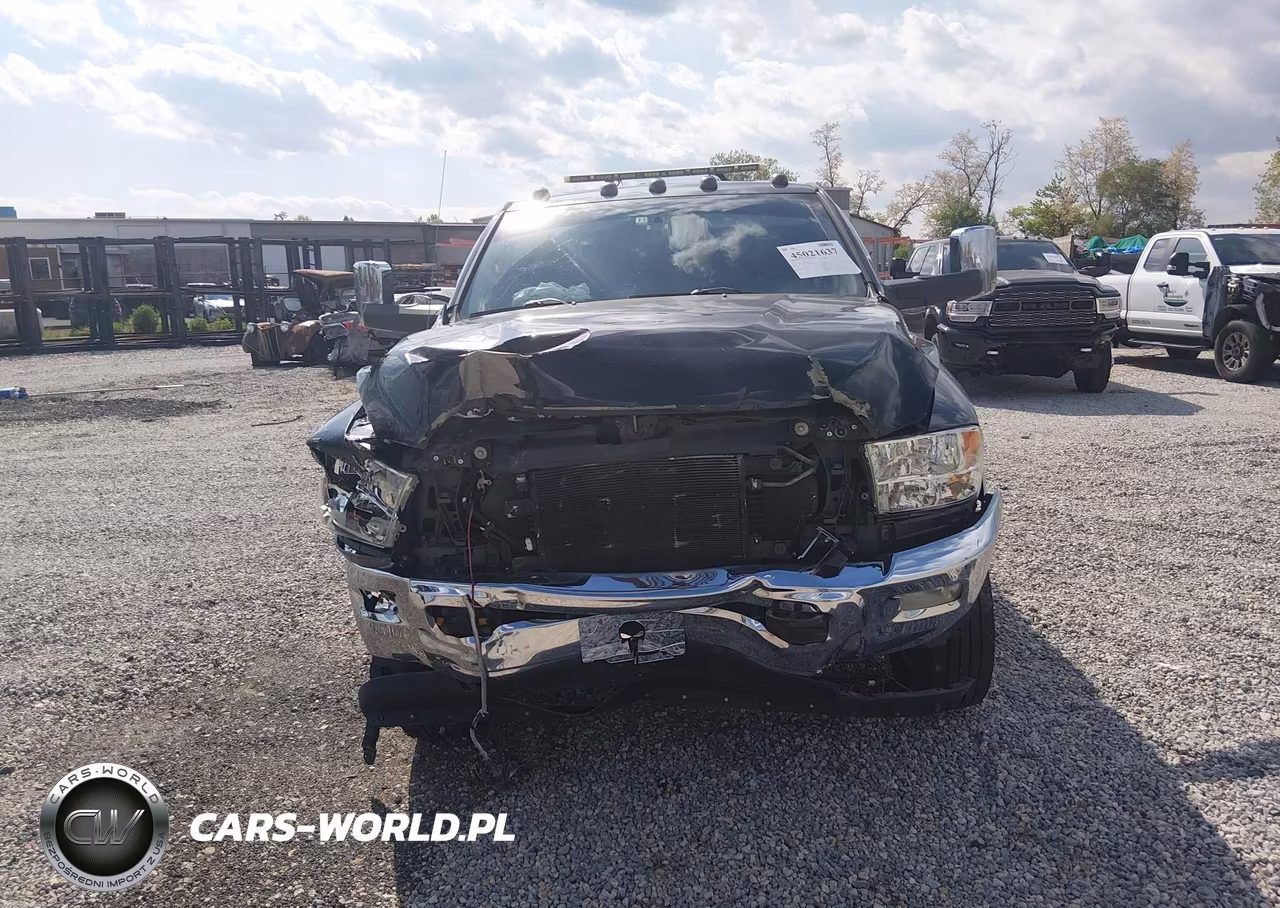 2011 Ram Ram 3500 Laramie VIN:3D73Y4CL7BG555857 - 12