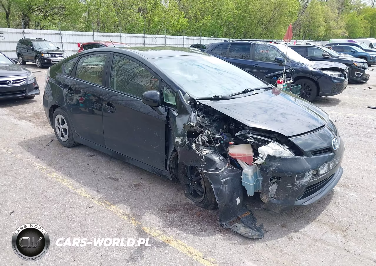 2014 Toyota Prius Two – zdjęcie 1 z 16