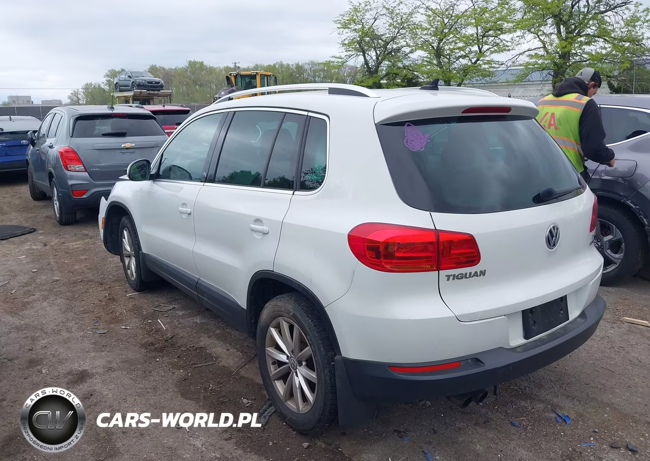 2017 Volkswagen Tiguan 2.0T Wolfsburg Edition VIN:WVGSV7AX7HW511207 - 3