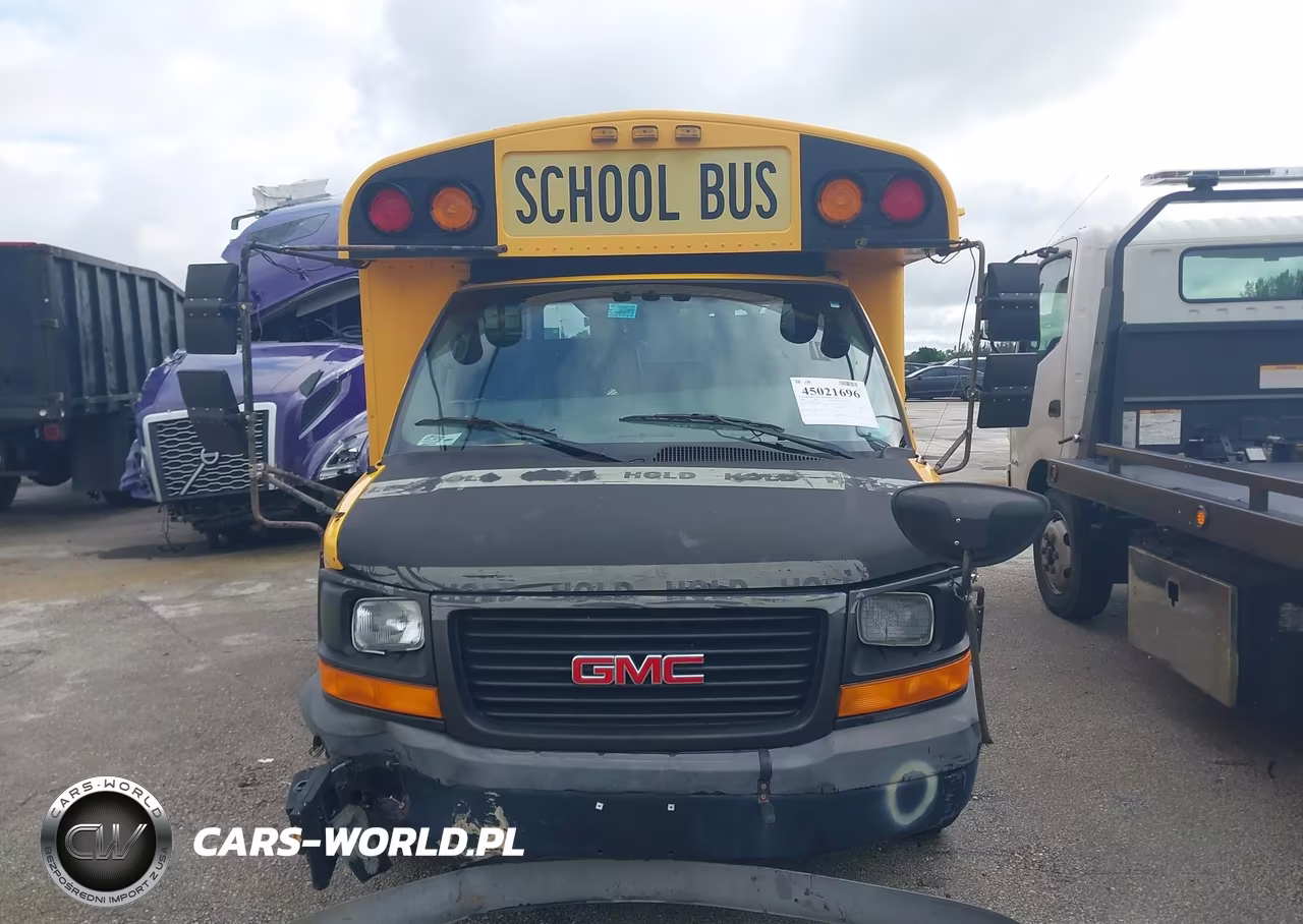 2009 GMC Savana Cutaway Work Van VIN:1GDJG316691170810 - 14