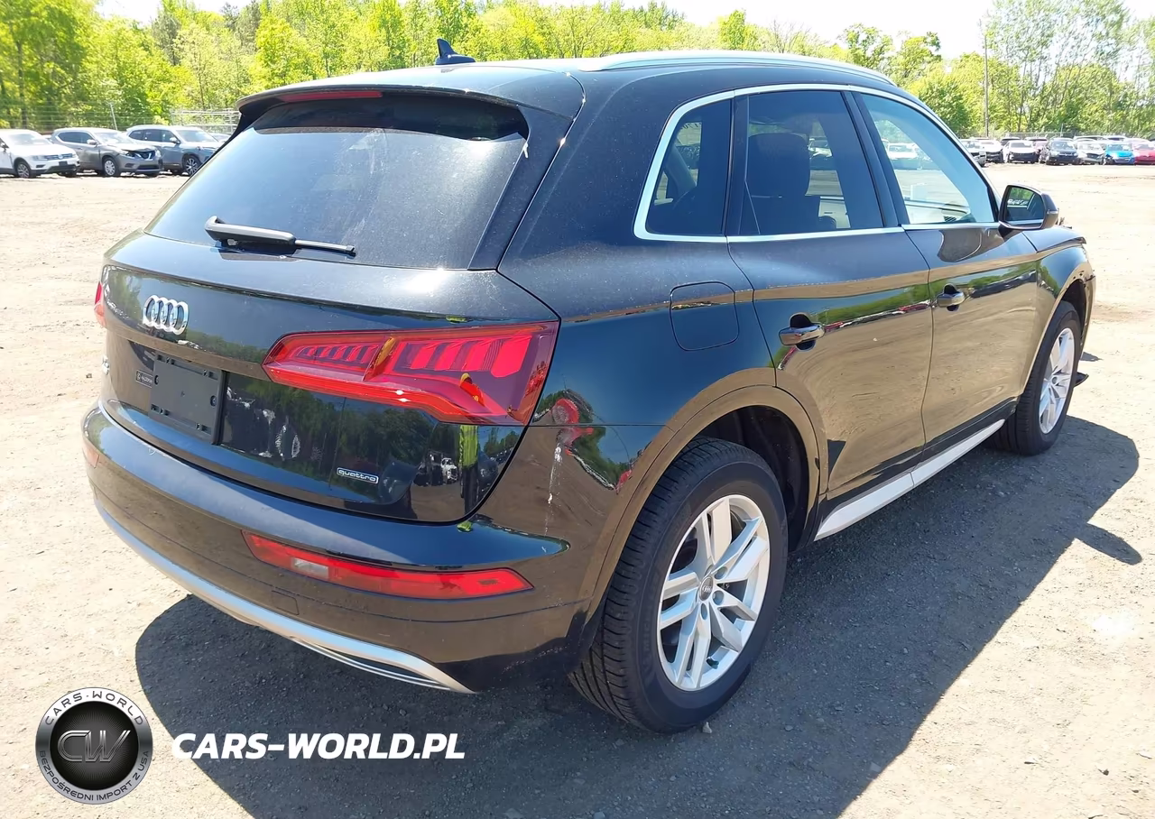 2020 Audi Q5 Premium 45 Tfsi Quattro S Tronic-Titanium Premium 45 Tfsi Quattro S Tronic VIN:WA1ANAFY6L2094283 - 4