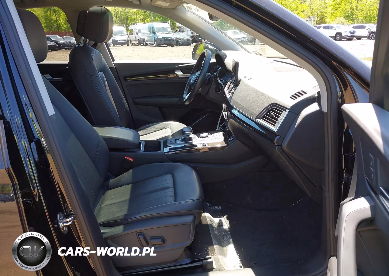 2020 Audi Q5 Premium 45 Tfsi Quattro S Tronic-Titanium Premium 45 Tfsi Quattro S Tronic VIN:WA1ANAFY6L2094283 - 5