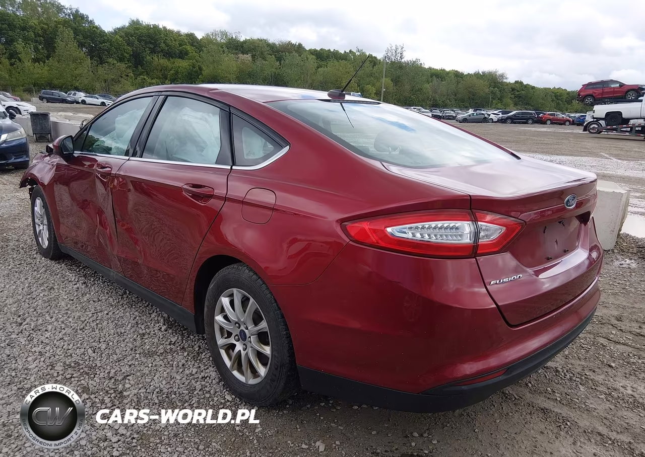 2016 Ford Fusion S VIN:3FA6P0G74GR328465 - 3