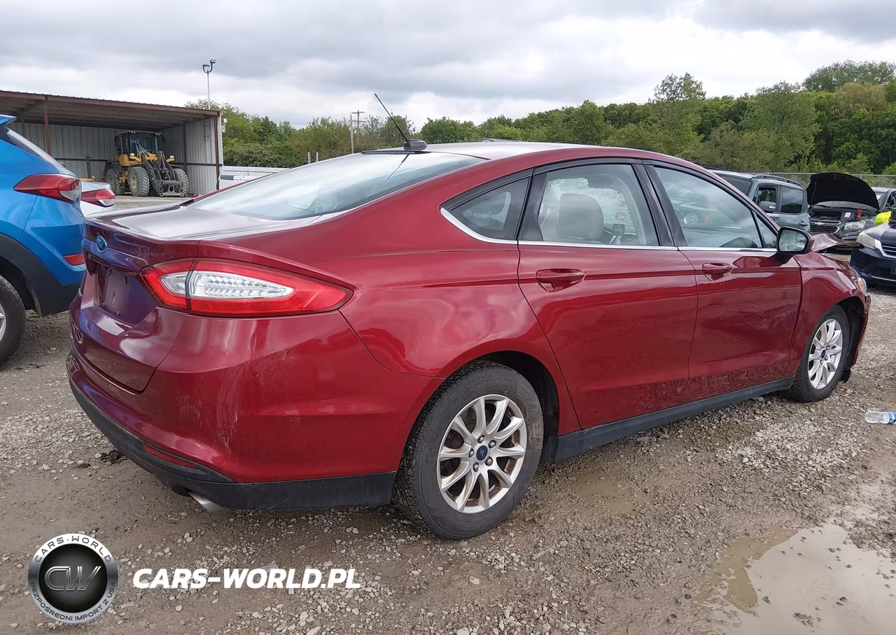 2016 Ford Fusion S VIN:3FA6P0G74GR328465 - 4