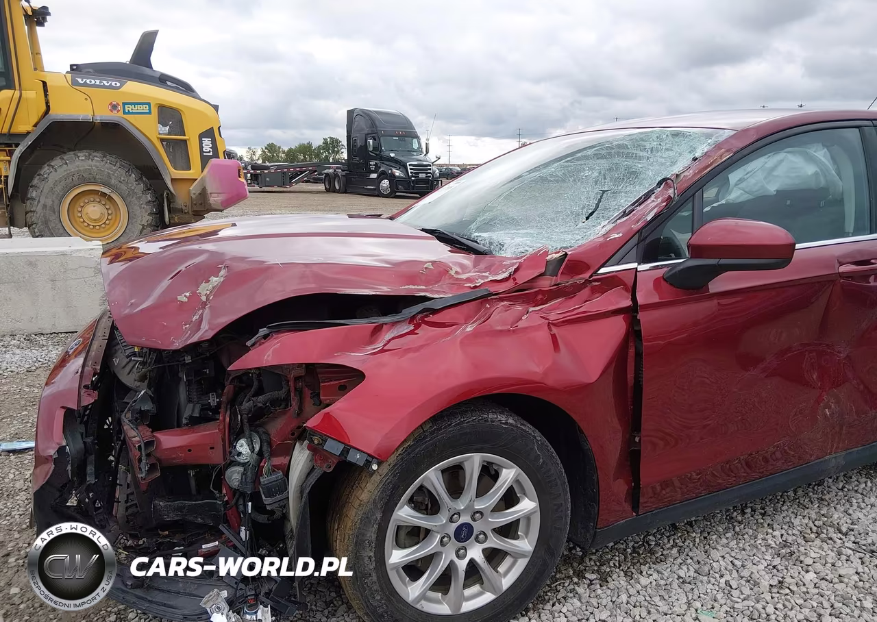 2016 Ford Fusion S VIN:3FA6P0G74GR328465 - 6