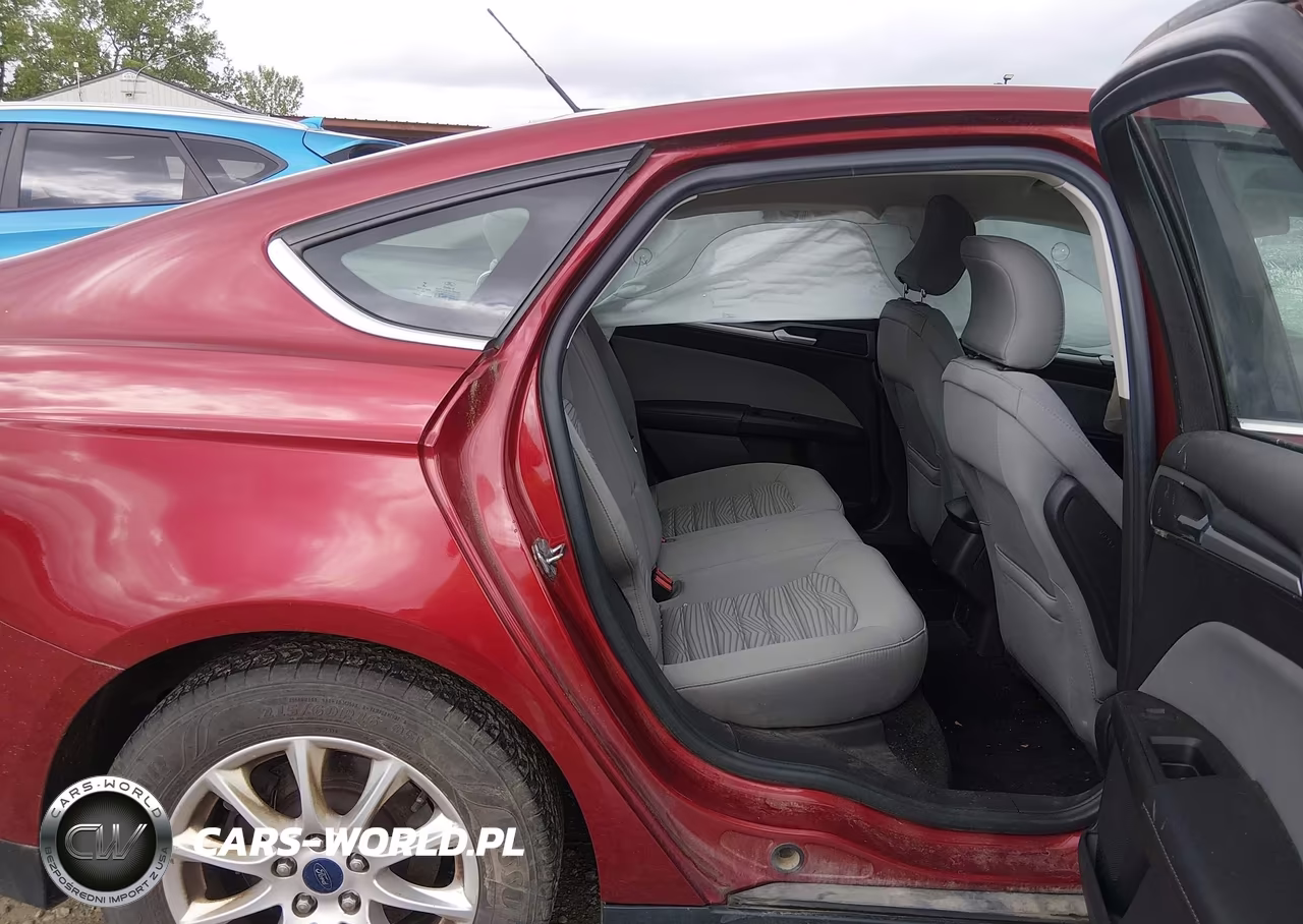 2016 Ford Fusion S VIN:3FA6P0G74GR328465 - 8